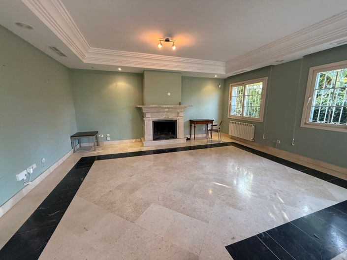 Image No.4-5 Bed Villa for sale