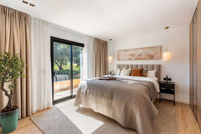 Image No.18-4 Bed Townhouse for sale