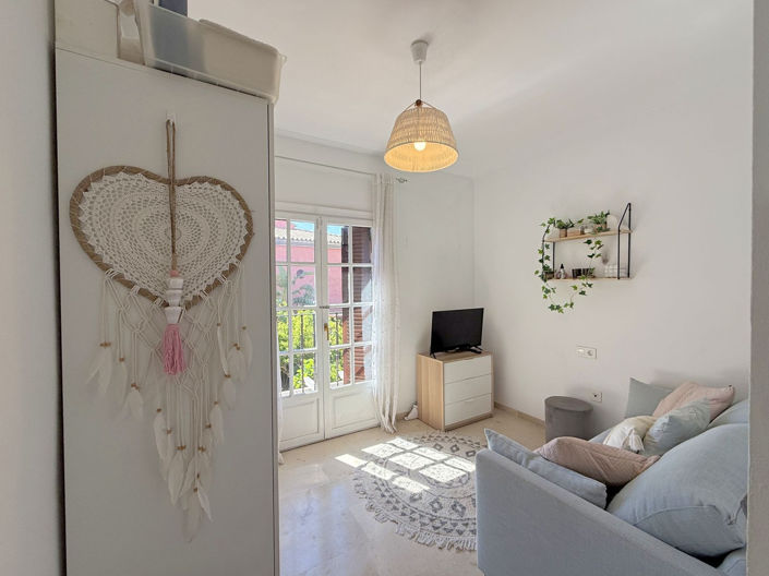 Image No.10-3 Bed Townhouse for sale