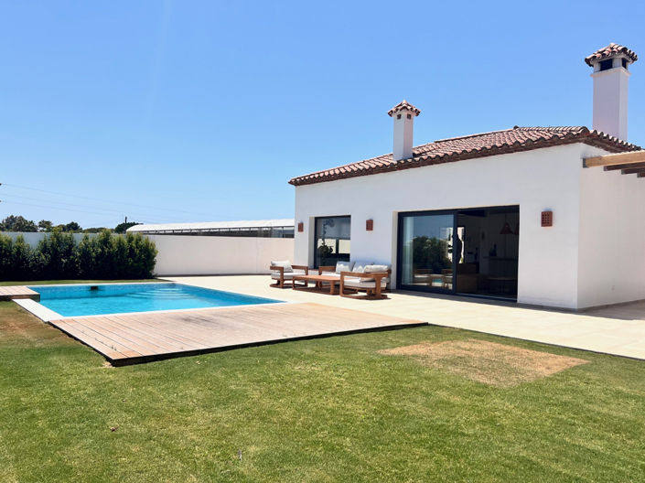 Image No.1-3 Bed Villa for sale