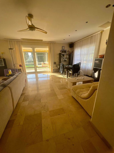 Image No.6-Villa de 6 chambres à vendre à Elviria