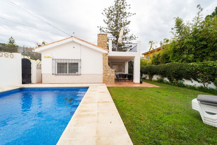 Image No.1-3 Bed Villa for sale