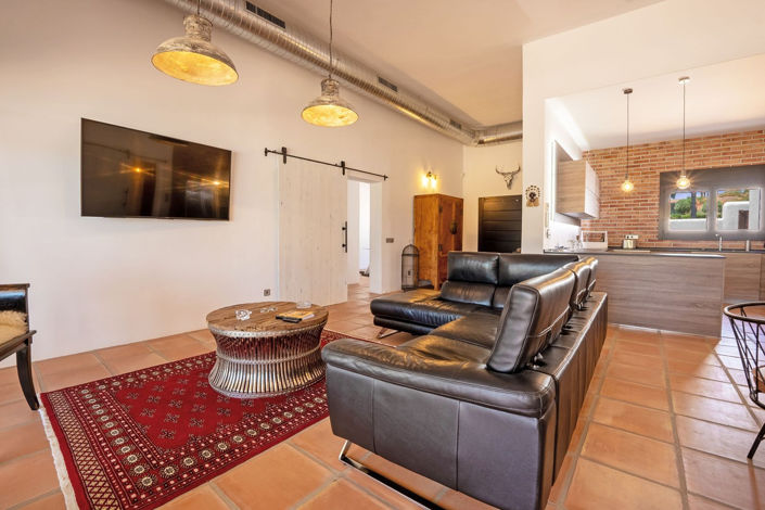 Image No.15-3 Bed Villa for sale