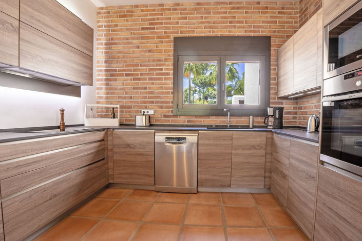 Image No.24-3 Bed Villa for sale