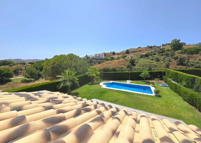 Image No.1-4 Bed Villa for sale