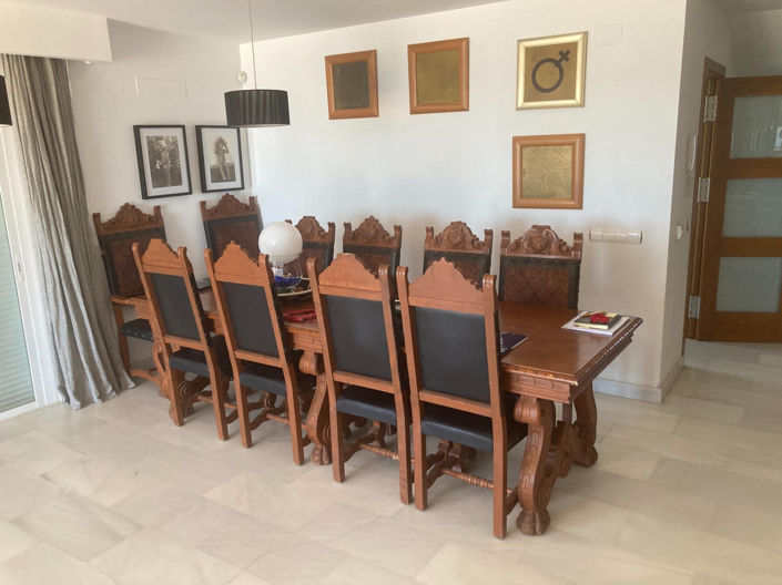 Image No.13-5 Bed Townhouse for sale