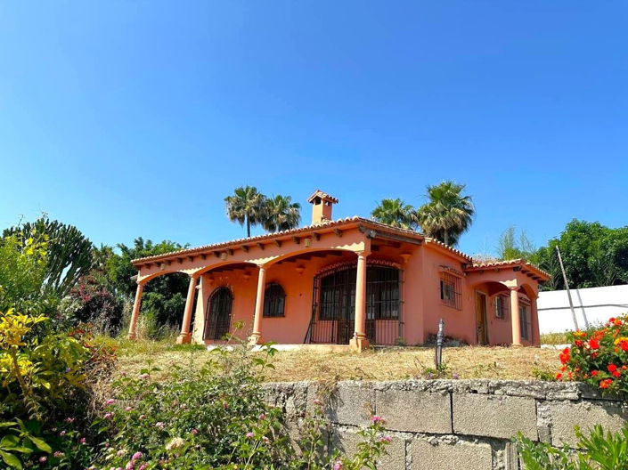 Image No.1-Villa de 3 chambres à vendre à Malaga