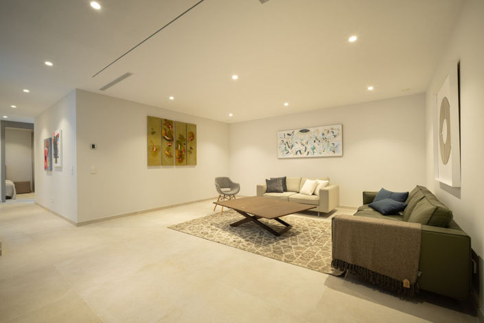 Image No.12-5 Bed Villa for sale