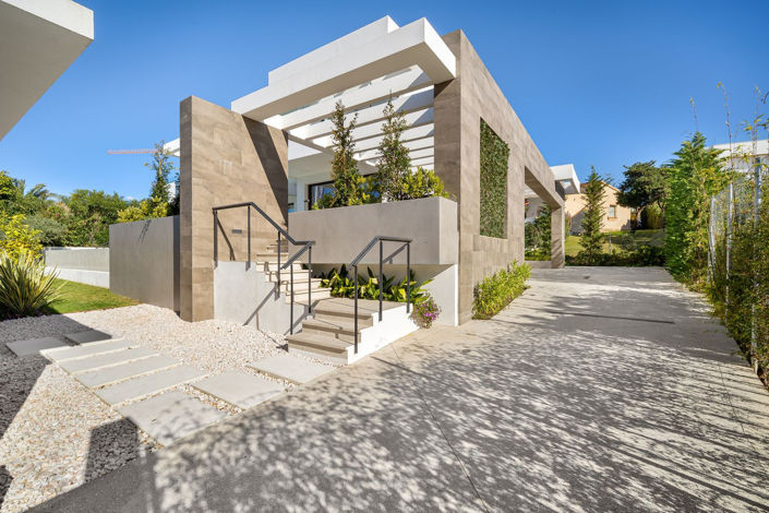 Image No.6-5 Bed Villa for sale