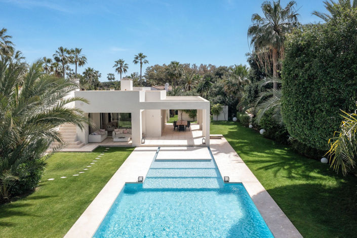 Image No.1-5 Bed Villa for sale