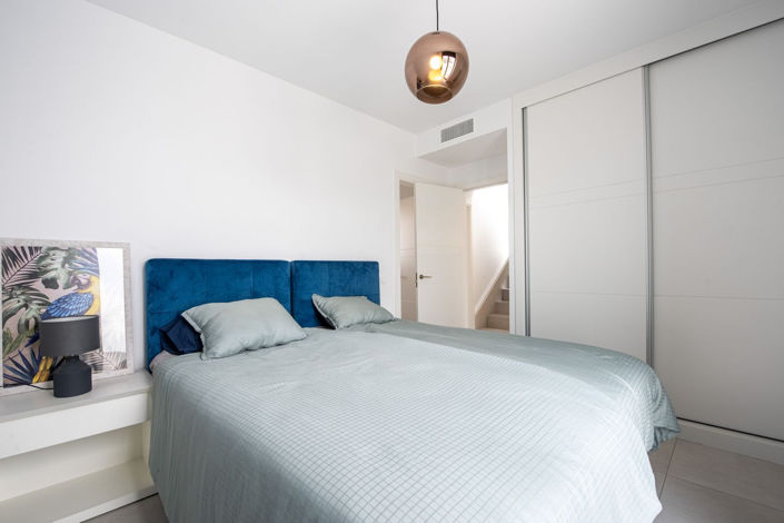 Image No.19-3 Bed Townhouse for sale