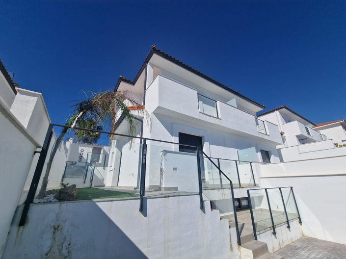 Image No.1-2 Bed Townhouse for sale