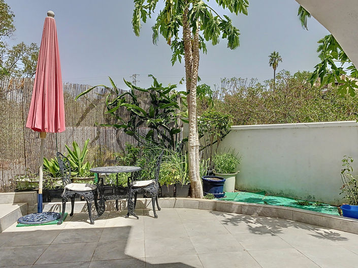 Image No.1-3 Bed Townhouse for sale