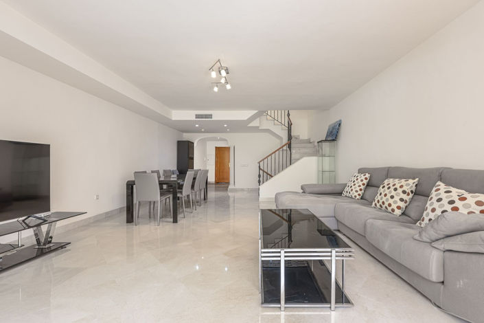 Image No.8-4 Bed Townhouse for sale