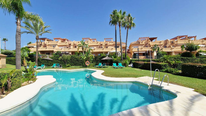 Image No.1-3 Bed Townhouse for sale