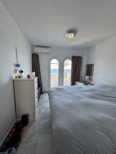 Image No.10-1 Bed Townhouse for sale