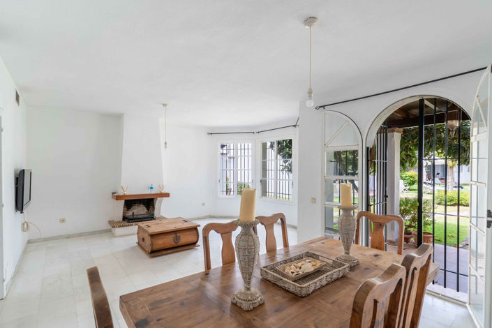 Image No.12-3 Bed Townhouse for sale