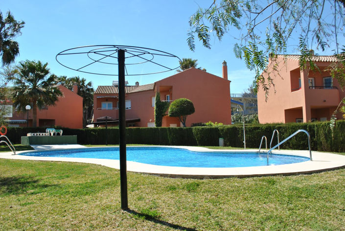Image No.1-4 Bed Townhouse for sale