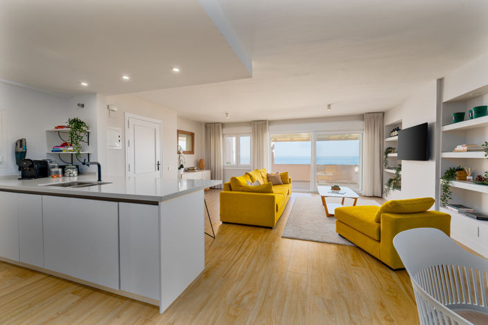 Image No.10-3 Bed Apartment for sale