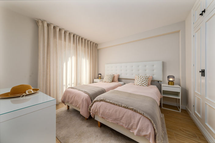 Image No.13-3 Bed Apartment for sale