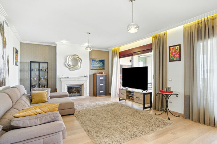 Image No.9-3 Bed Townhouse for sale