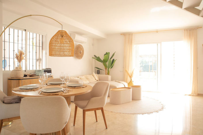 Image No.11-4 Bed Townhouse for sale