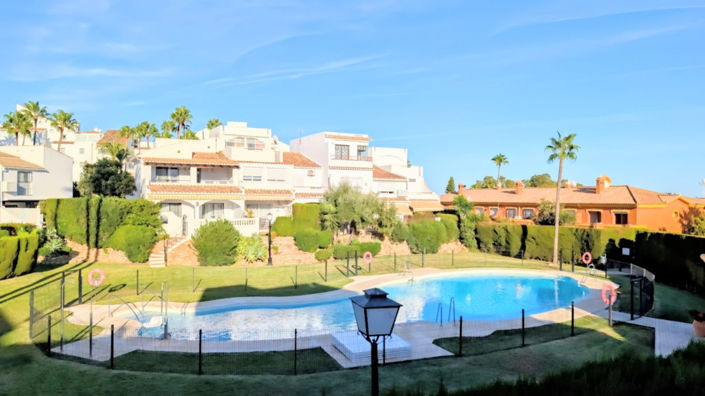 Image No.1-Maison de ville de 3 chambres à vendre à Estepona