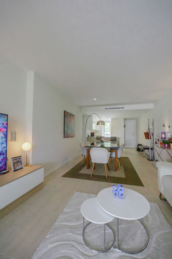 Image No.11-2 Bed Apartment for sale