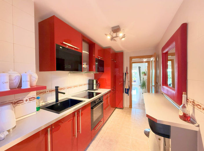 Image No.18-2 Bed Apartment for sale