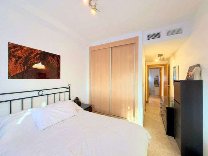 Image No.20-2 Bed Apartment for sale