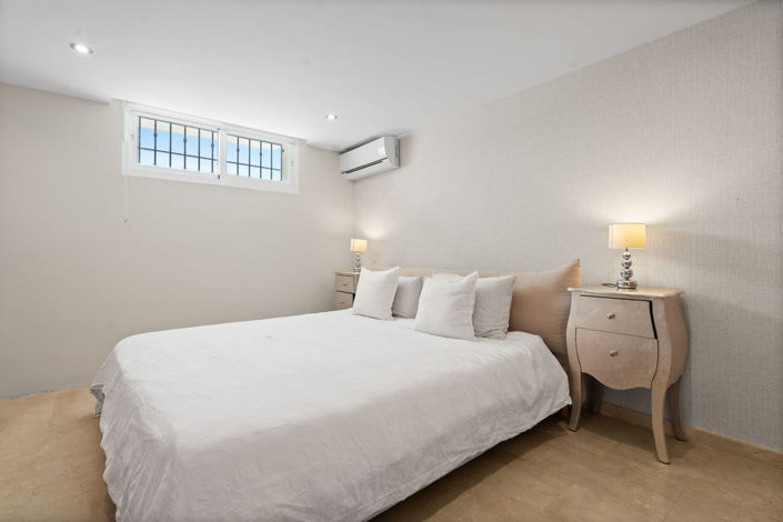 Image No.18-5 Bed Villa for sale