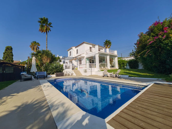 Image No.2-4 Bed Villa for sale