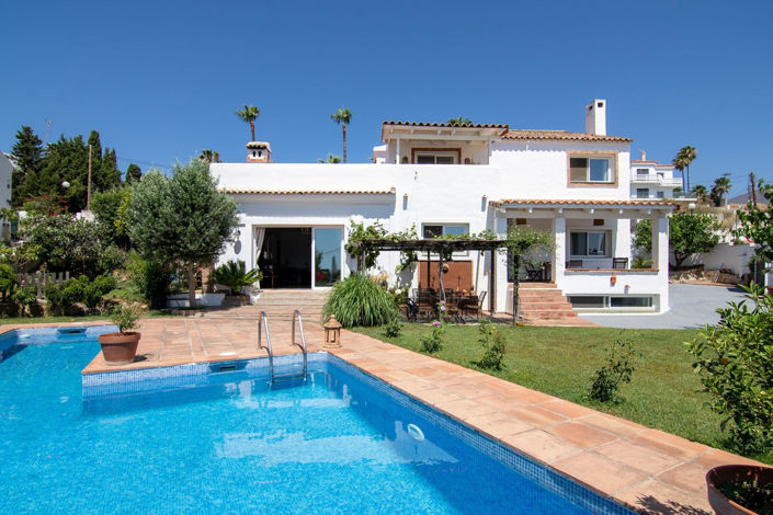 Image No.2-4 Bed Villa for sale