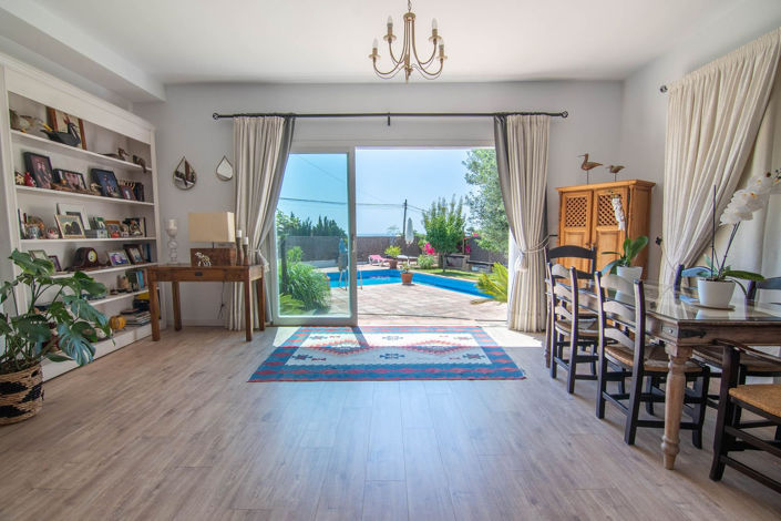 Image No.7-4 Bed Villa for sale