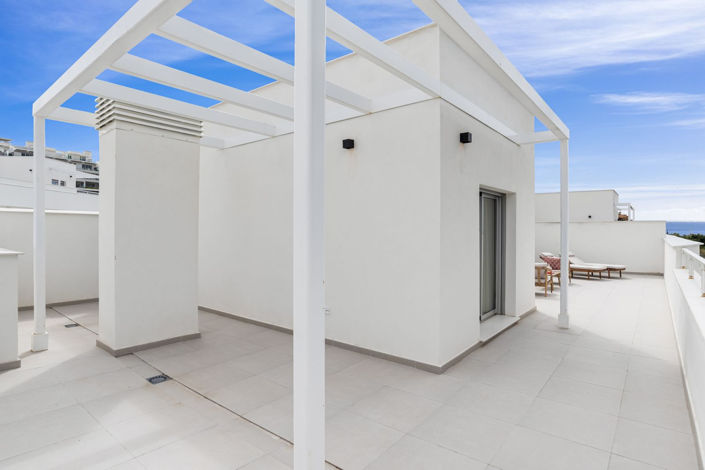 Image No.1-3 Bed Penthouse for sale