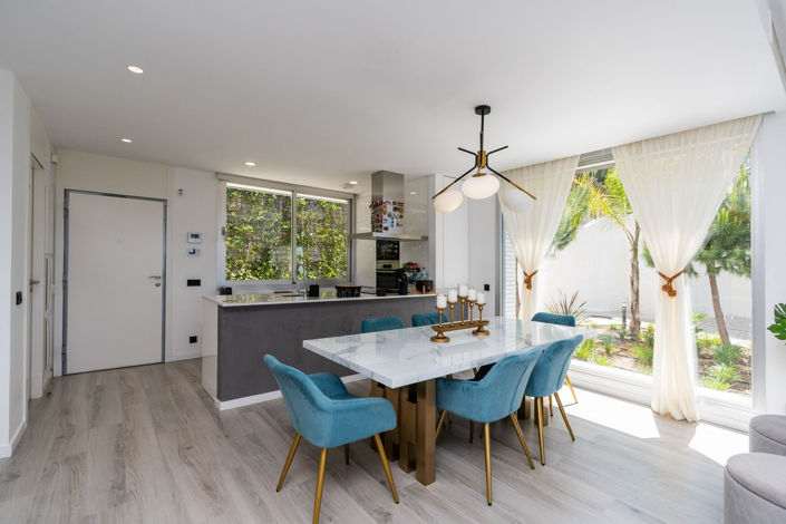 Image No.12-3 Bed Townhouse for sale