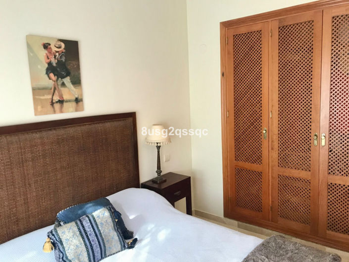 Image No.12-Appartement de 2 chambres à vendre à Estepona