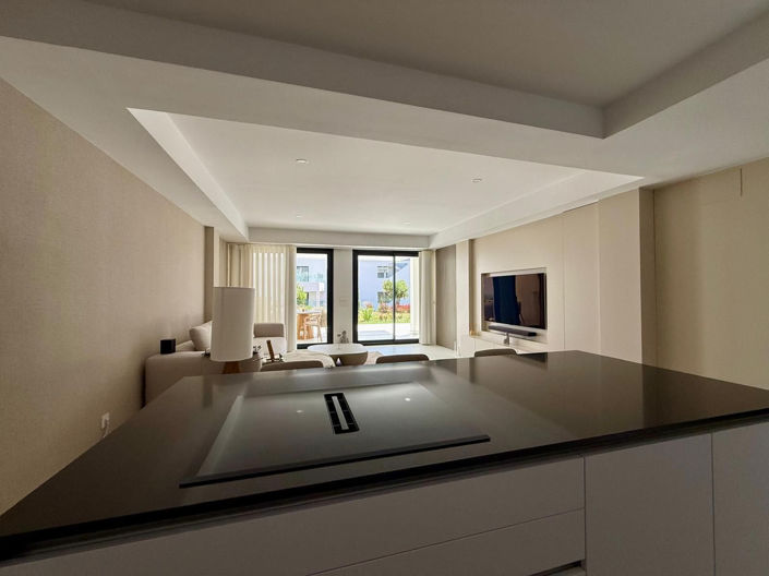 Image No.8-2 Bed Apartment for sale