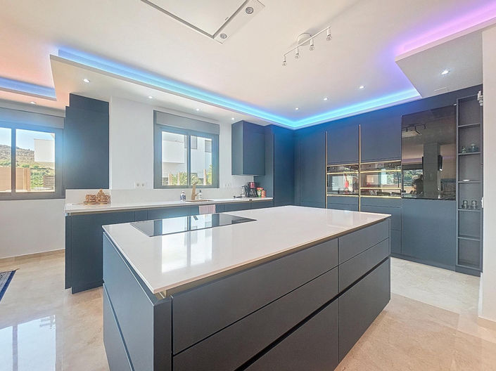 Image No.9-2 Bed Apartment for sale