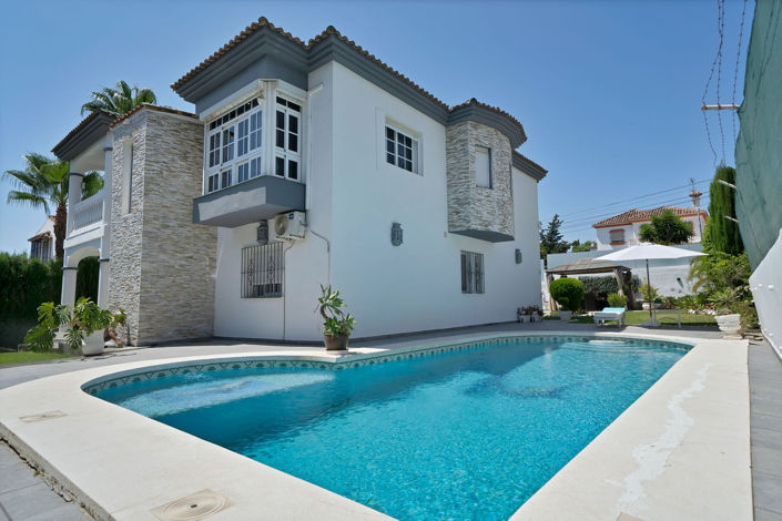 Image No.1-3 Bed Villa for sale