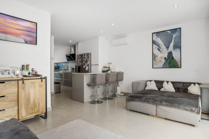 Image No.5-4 Bed Townhouse for sale