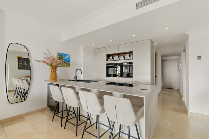 Image No.10-3 Bed Apartment for sale