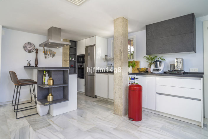 Image No.12-4 Bed Villa for sale