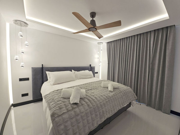 Image No.12-3 Bed Townhouse for sale