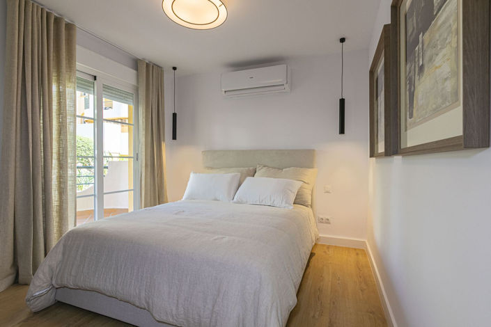 Image No.11-3 Bed Duplex for sale