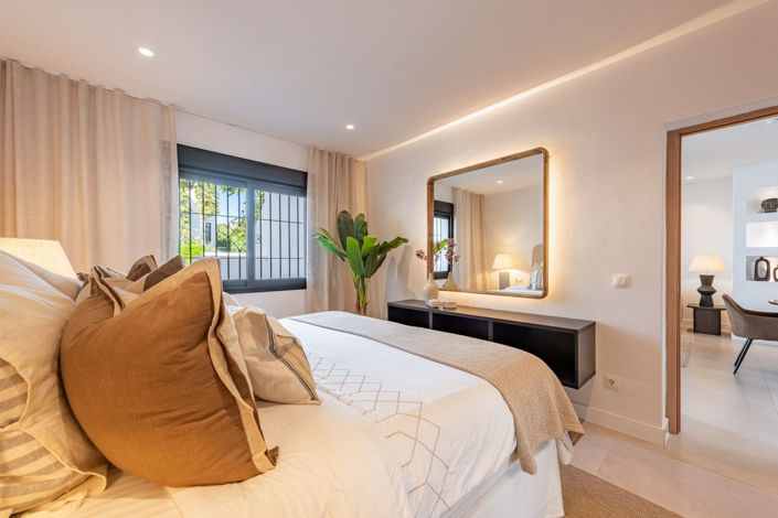 Image No.11-2 Bed Apartment for sale