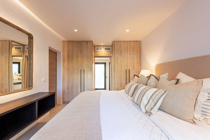 Image No.14-2 Bed Apartment for sale