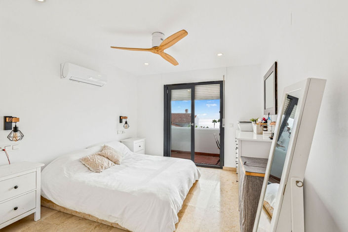 Image No.8-3 Bed Townhouse for sale