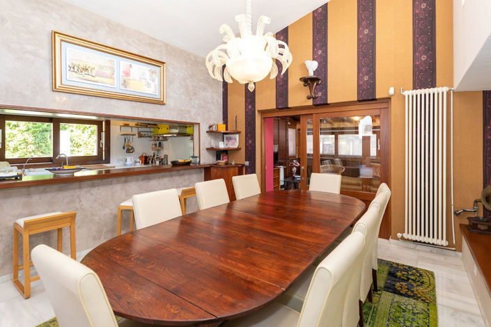 Image No.5-6 Bed Villa for sale