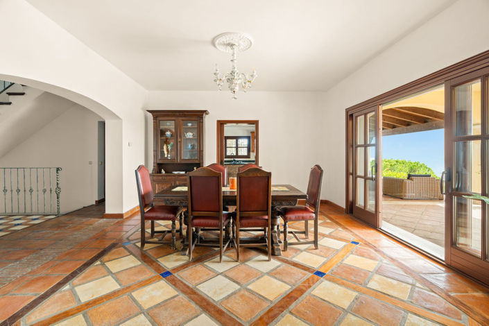 Image No.8-Villa de 5 chambres à vendre à La Duquesa